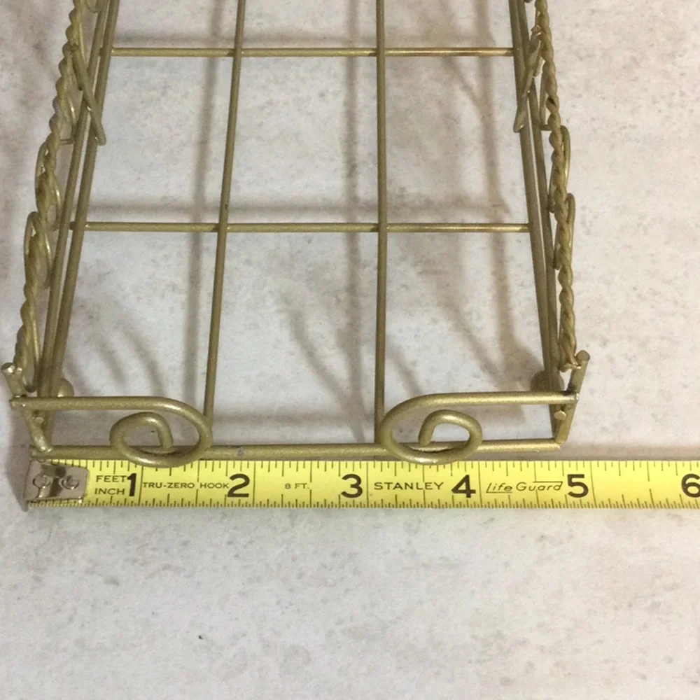 None stylish gold